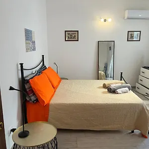 denis-apartments-22.sicilyhotelsitaly.net/